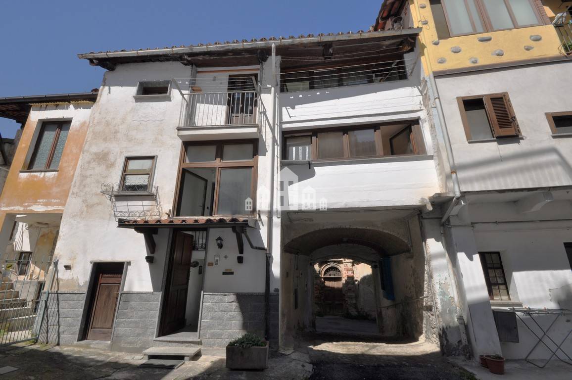 Casa semindipendente in vendita a Cuorgn