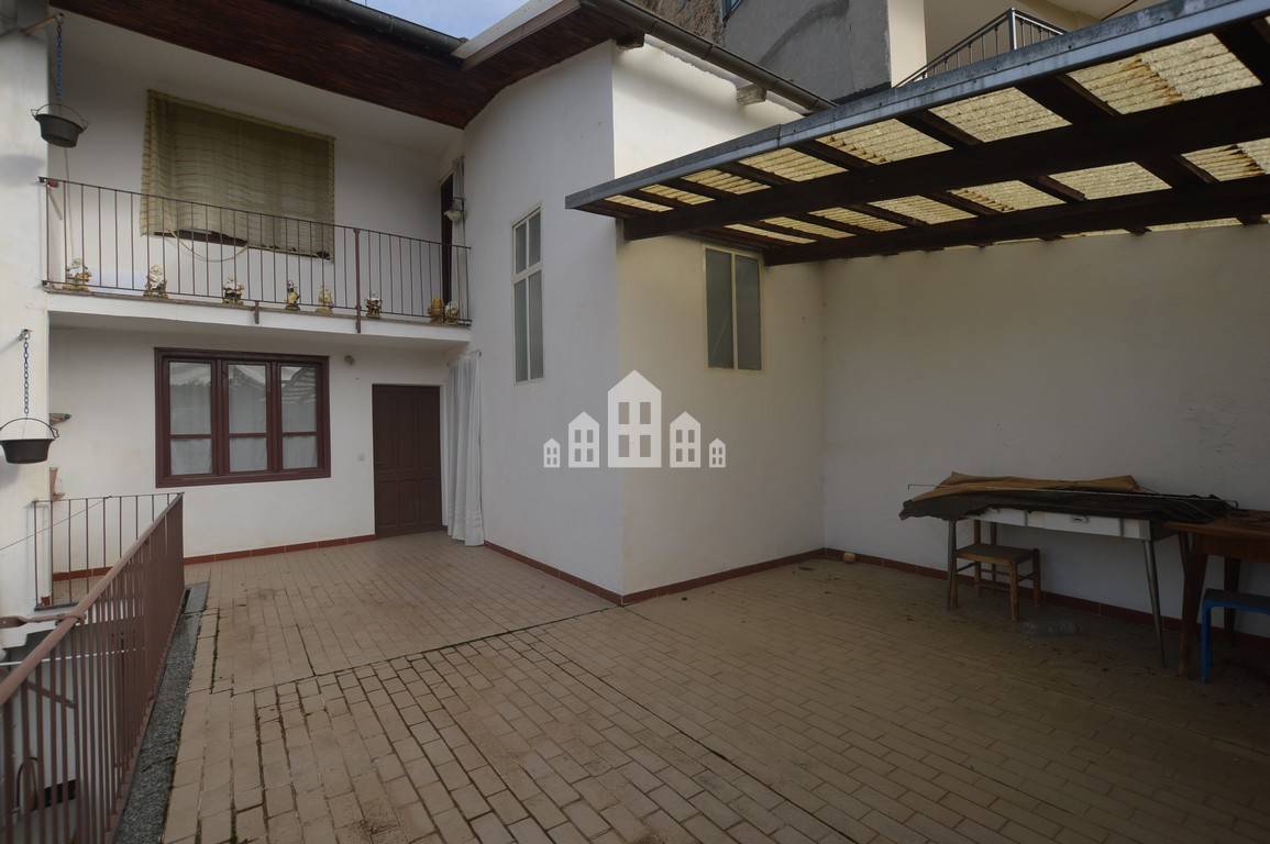 Casa semindipendente in vendita a Val di Chy, Pecco