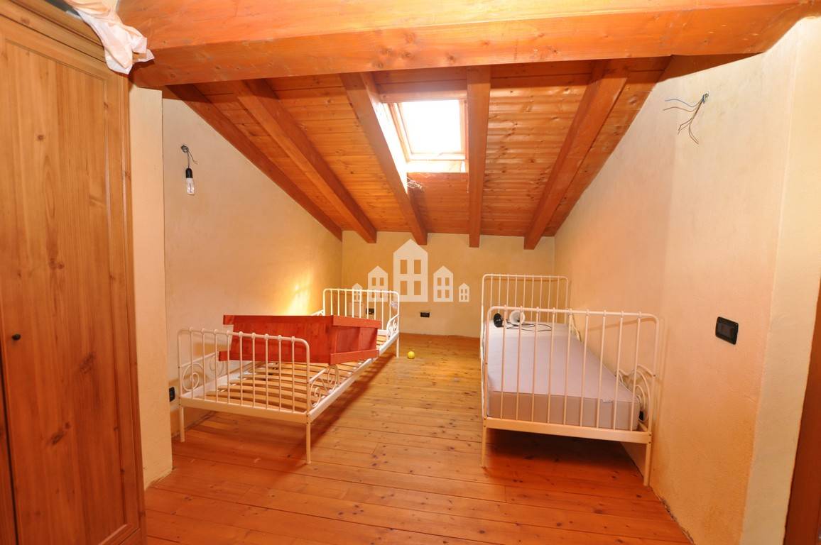 Casa semindipendente in vendita a Castellamonte, Spineto
