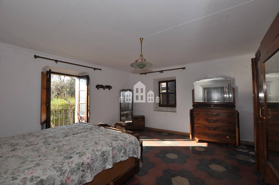 Casa semindipendente in vendita a Agli