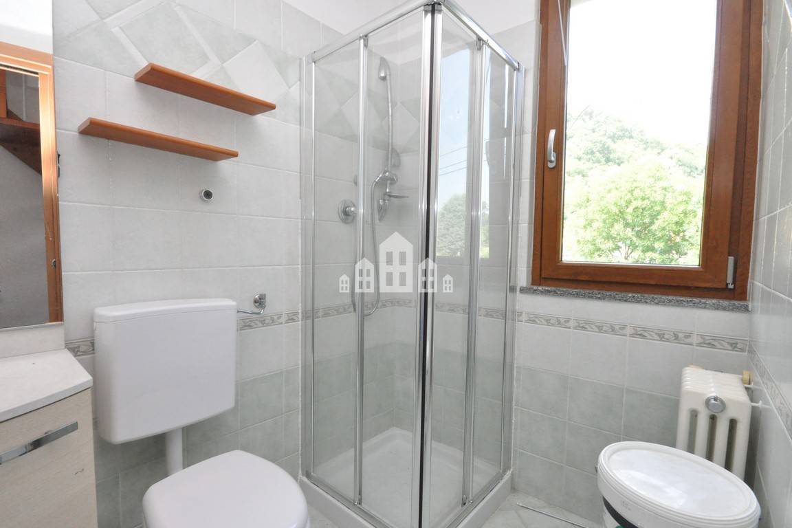 Casa semindipendente in vendita a Cuorgn, Salto