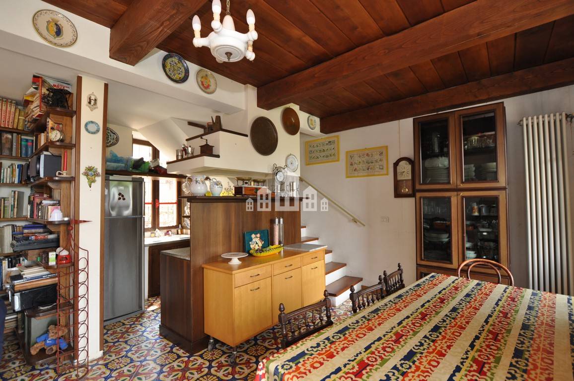 Casa semindipendente in vendita a Torre Canavese