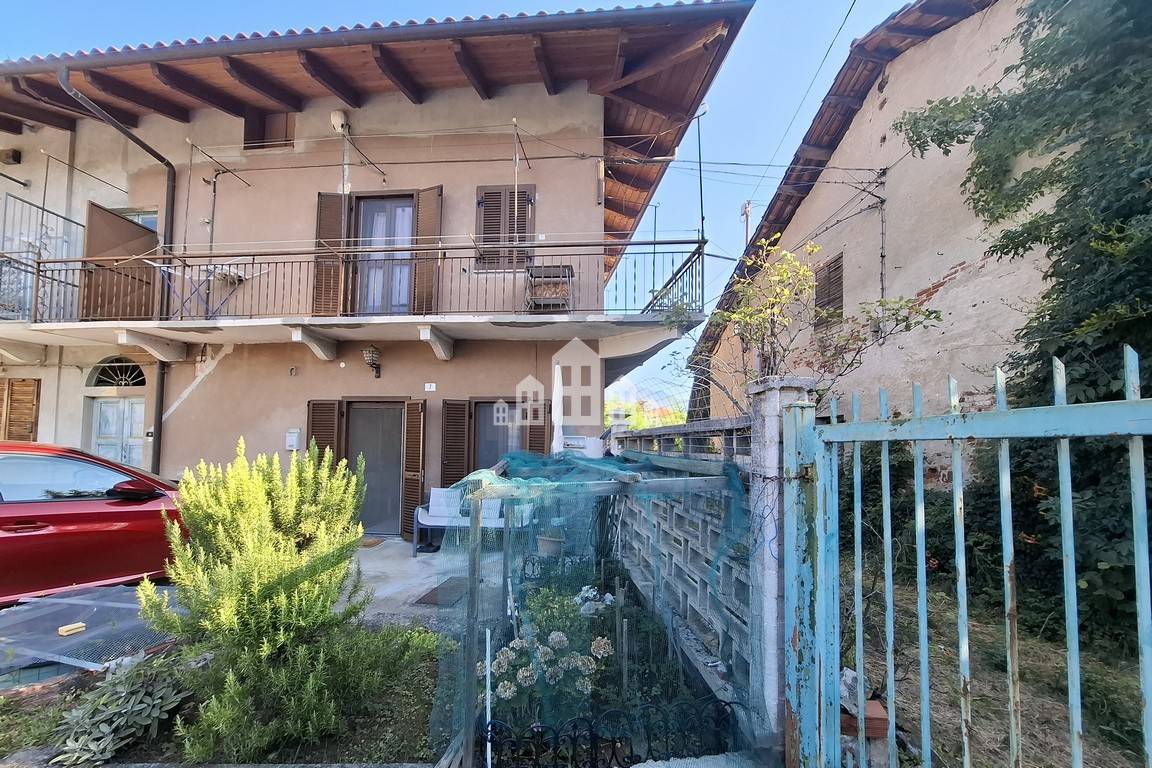 Casa semindipendente in vendita a Valperga