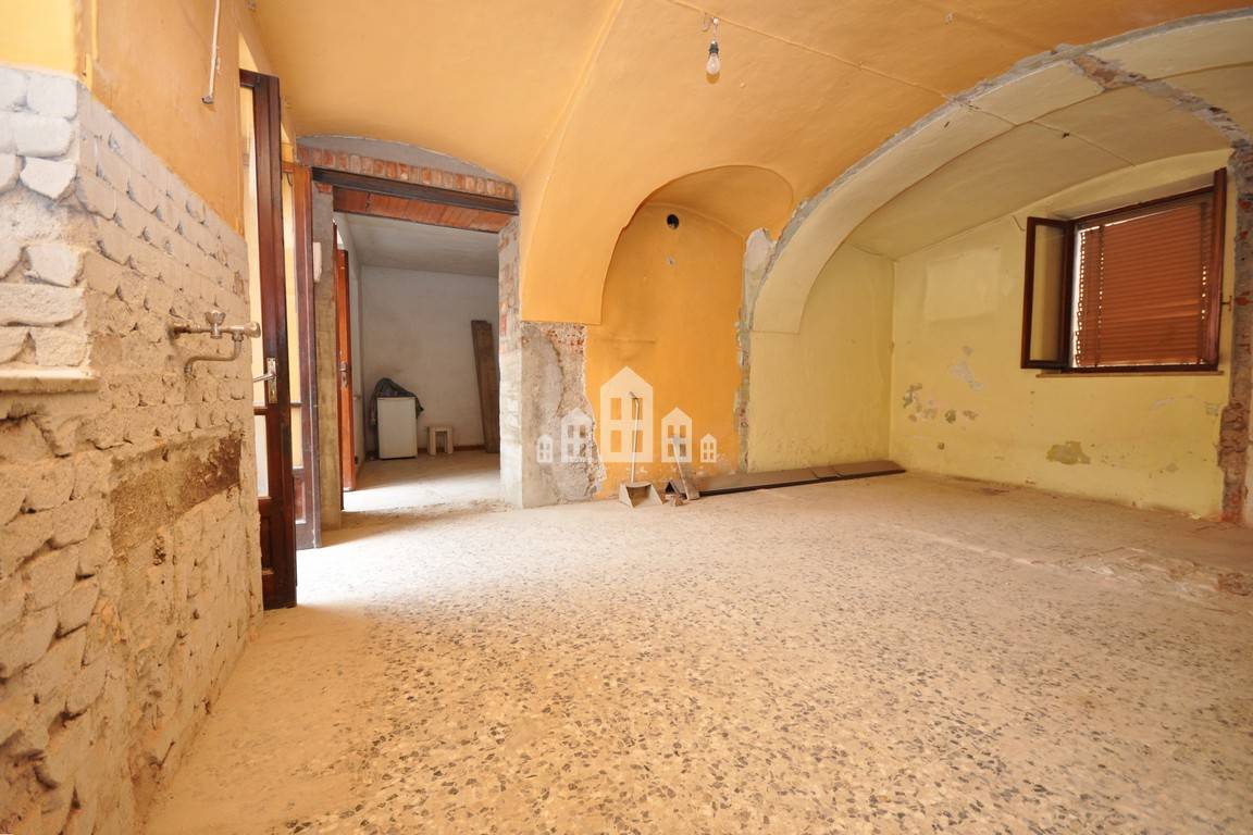 Casa semindipendente in vendita a Rivarolo Canavese, Vesignano