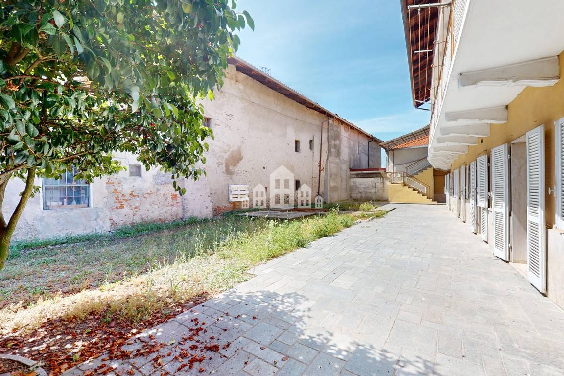 Casa semindipendente in vendita a Lusigli