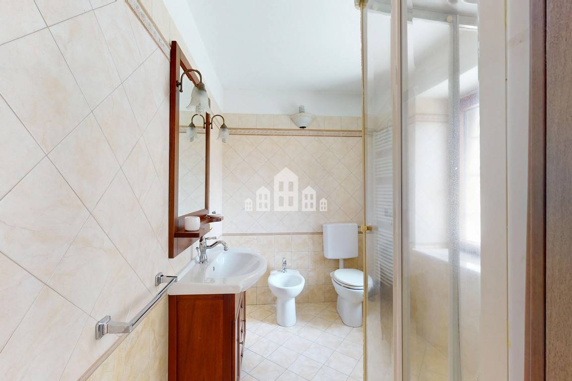Casa semindipendente in vendita a Lusigli