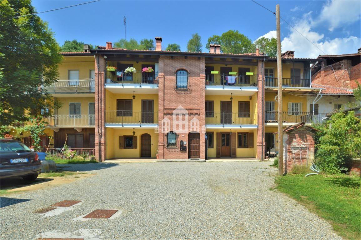Appartamento in vendita a Castellamonte, Preparetto