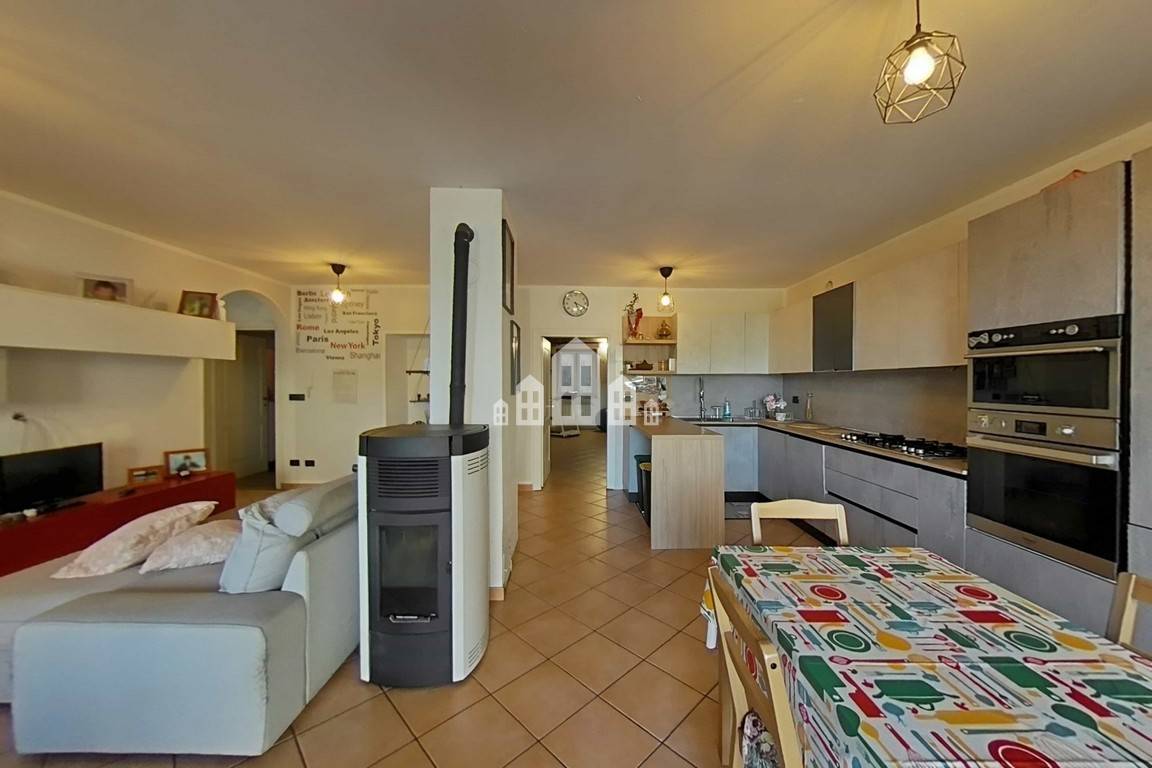 Appartamento in vendita a Castellamonte, Preparetto