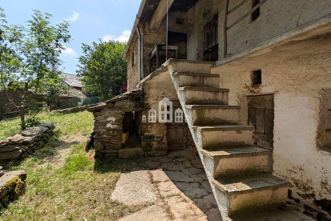 Rustico in vendita a Andrate