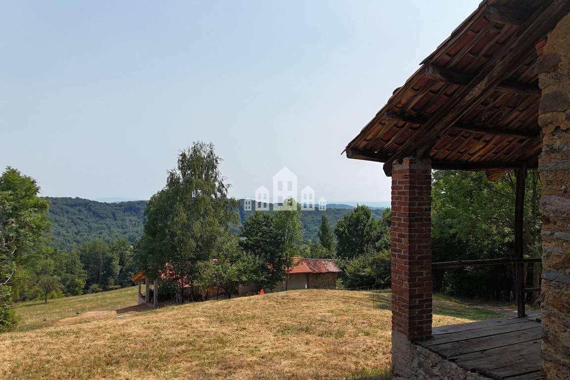 Rustico in vendita a Val di Chy, Lugnacco