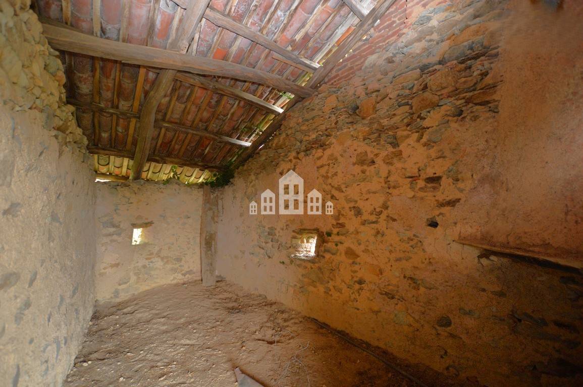 Rustico in vendita a Val di Chy, Lugnacco