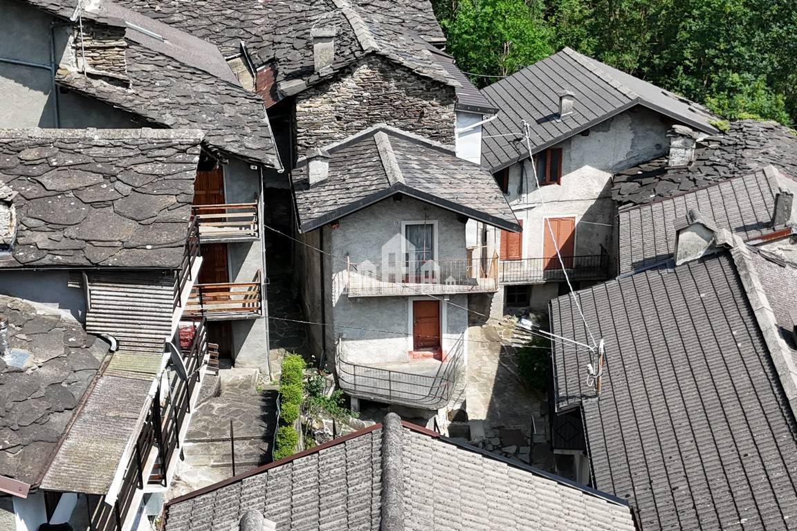 Casa semindipendente in vendita a Ronco Canavese
