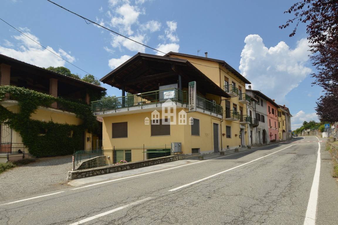 Locale commerciale in vendita a San Martino Canavese
