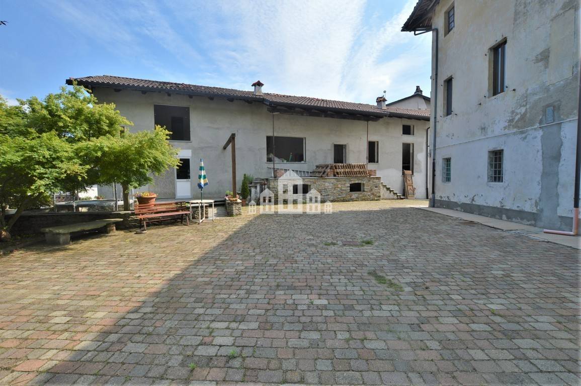 Casa semindipendente in vendita a Vistrorio