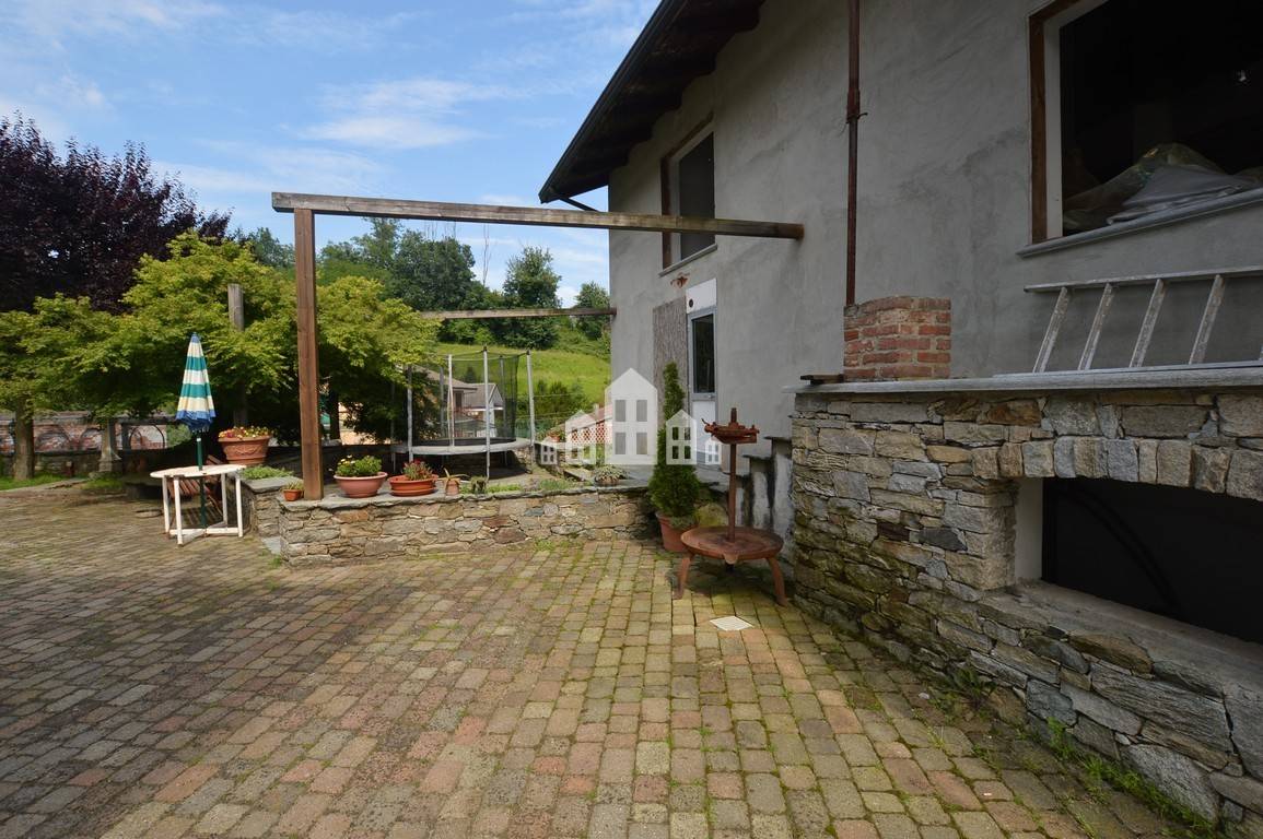 Casa semindipendente in vendita a Vistrorio