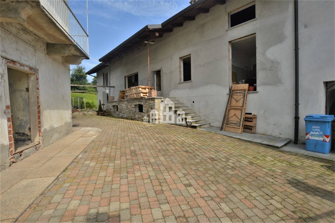 Casa semindipendente in vendita a Vistrorio