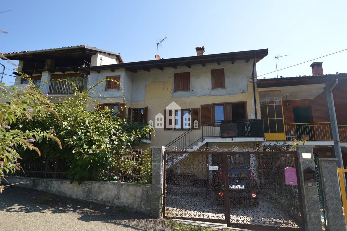 Casa semindipendente in vendita a Vistrorio