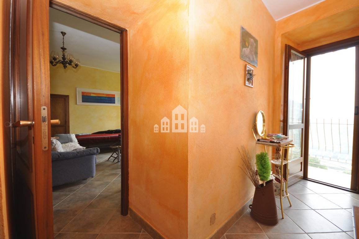 Casa semindipendente in vendita a Cuorgn, Salto