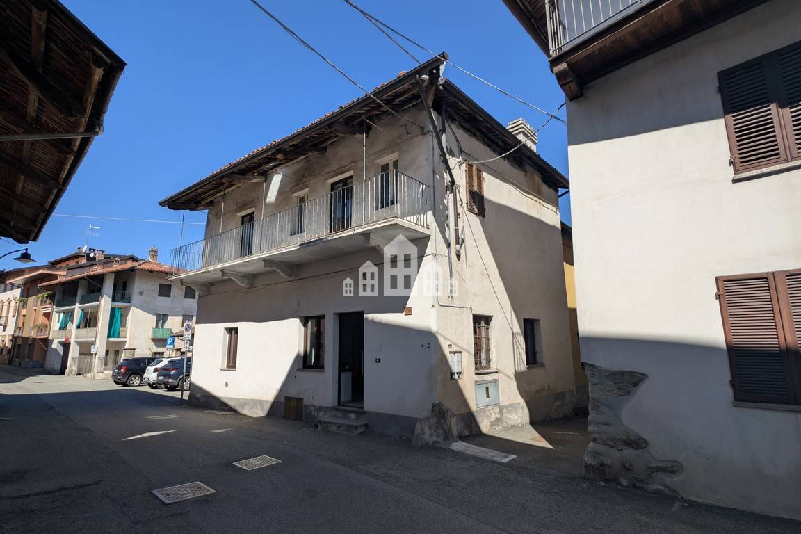 Casa semindipendente in vendita a San Martino Canavese