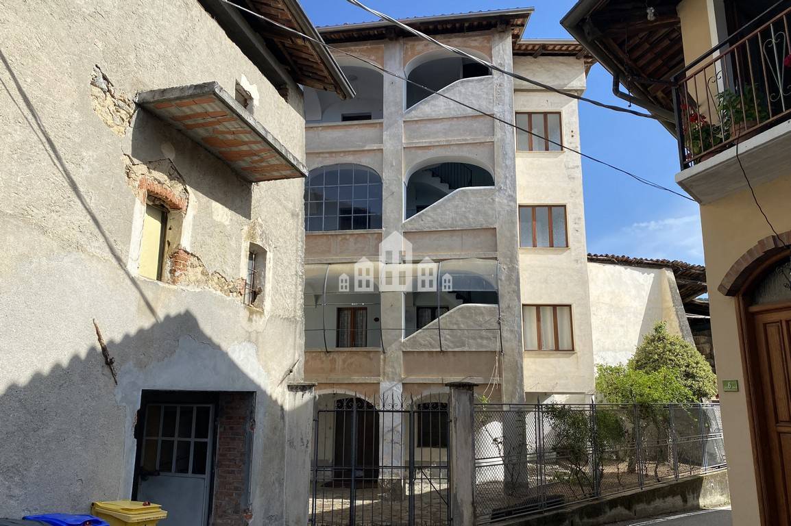 Casa semindipendente in vendita a Castellamonte, Campo