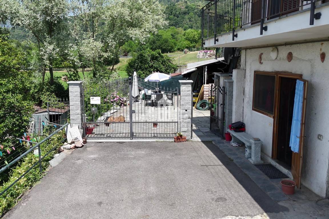 Casa semindipendente in vendita a Cuorgn, Salto