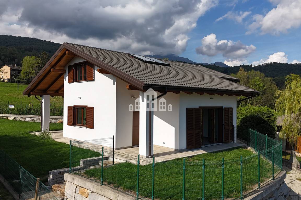 Villa in vendita a Rueglio