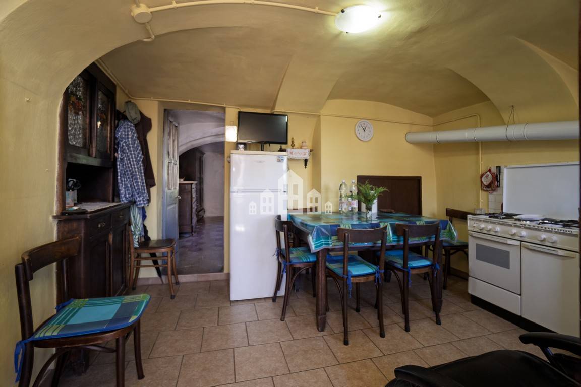 Casa semindipendente in vendita a Pratiglione