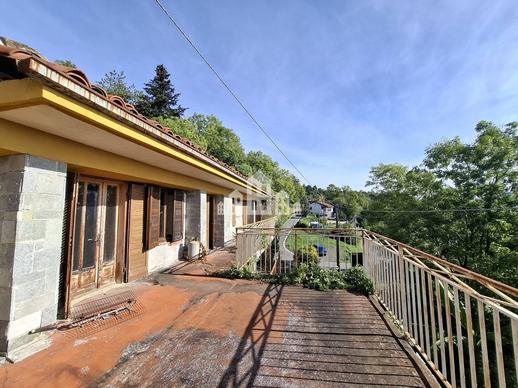 Casa indipendente in vendita a Chiesanuova