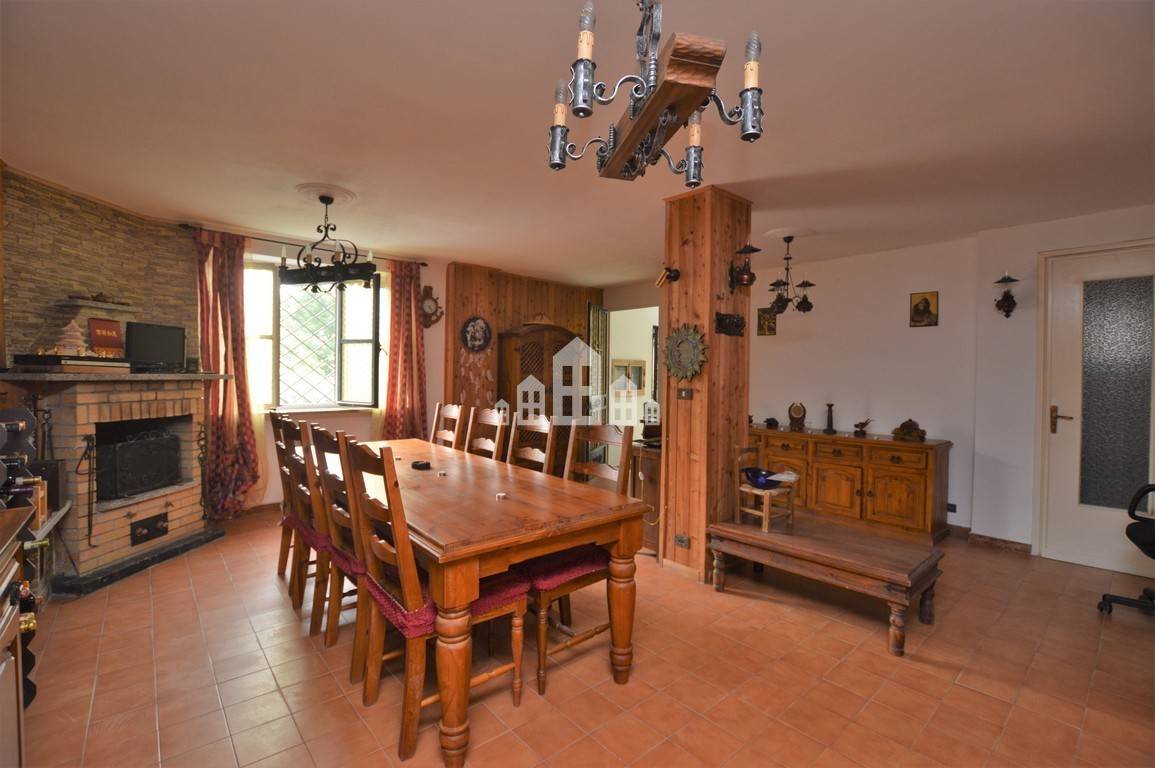 Casa semindipendente in vendita a Chiesanuova