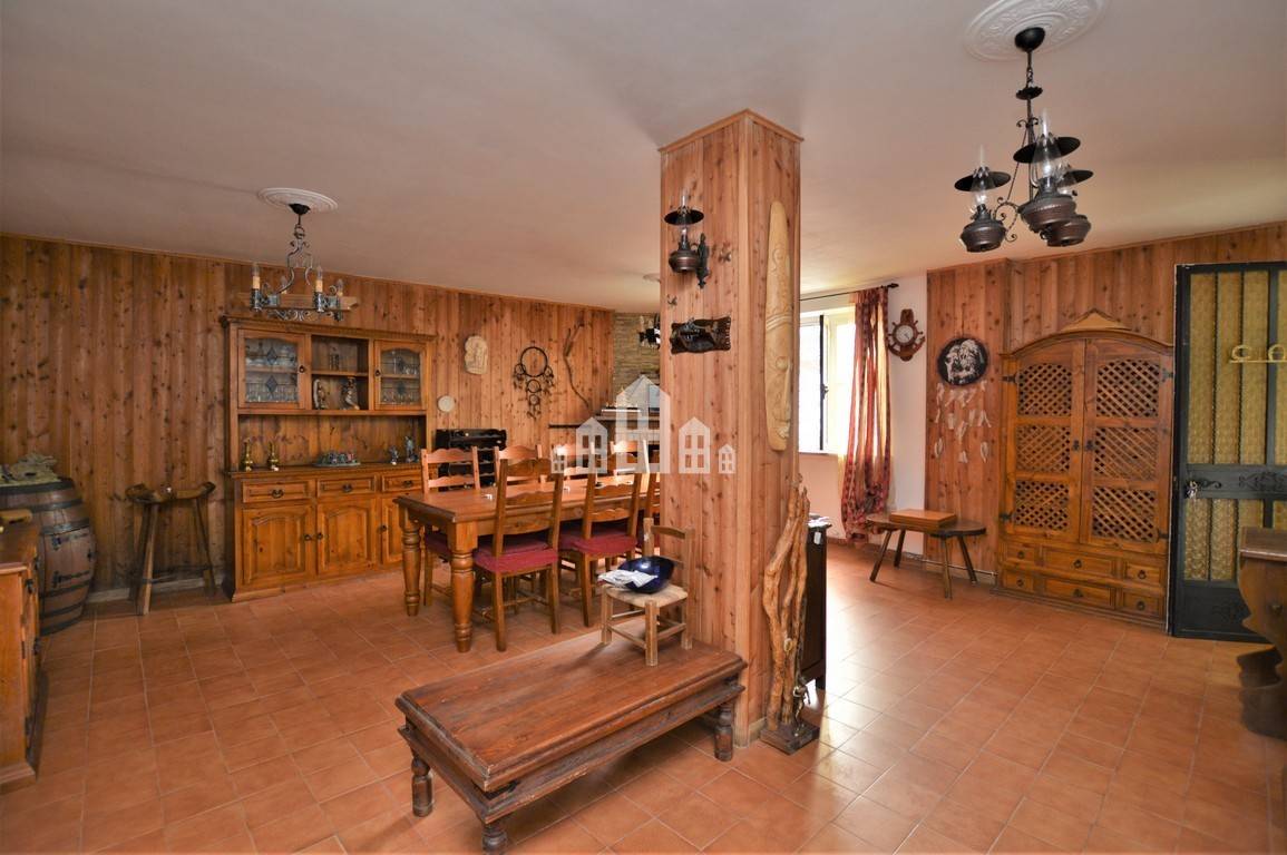 Casa semindipendente in vendita a Chiesanuova