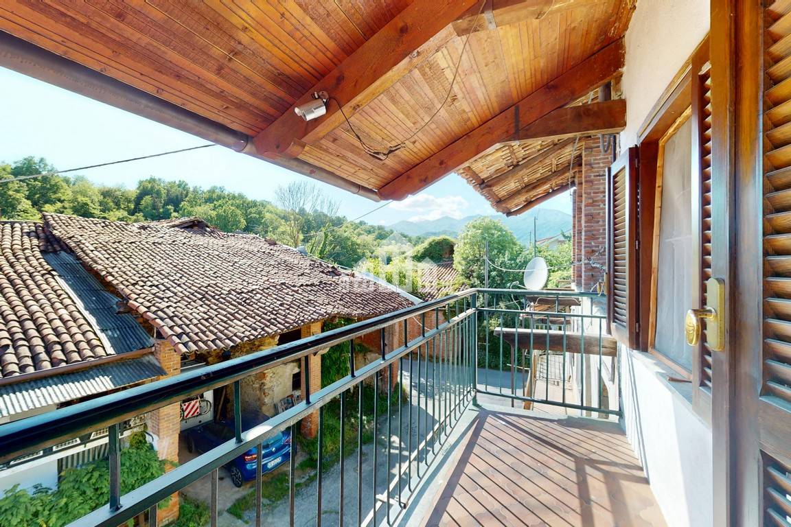 Casa semindipendente in vendita a Rivara