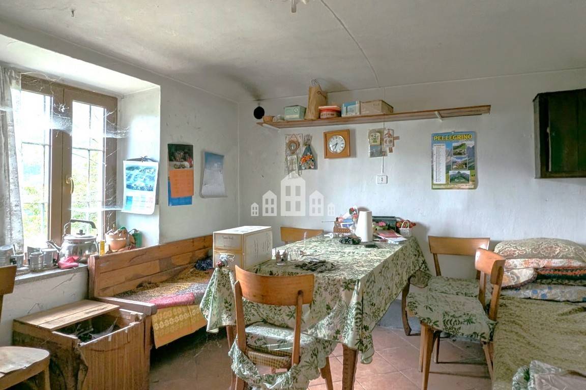 Casa semindipendente in vendita a Traversella