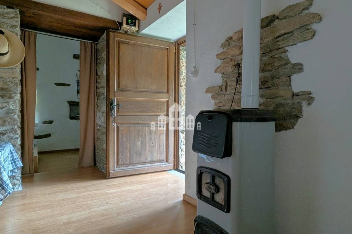 Baita in vendita a Traversella