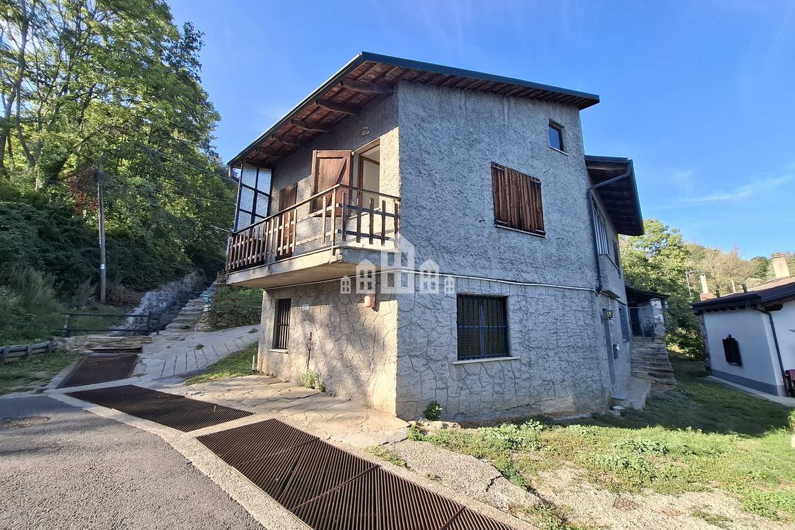 Casa semindipendente in vendita a Chiesanuova