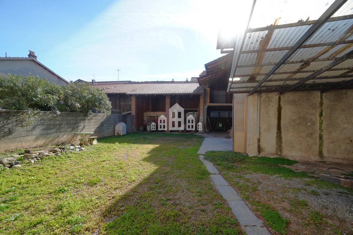 Casa semindipendente in vendita a Salassa