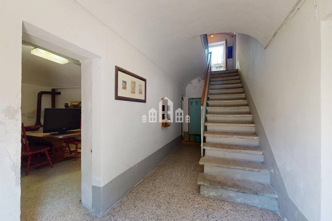 Casa semindipendente in vendita a Valchiusa, Drusacco