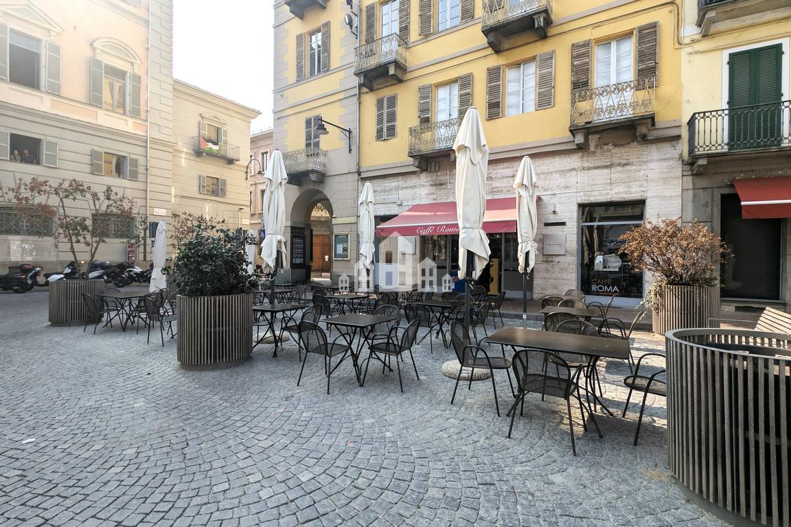 Attivit commerciale in vendita a Ivrea