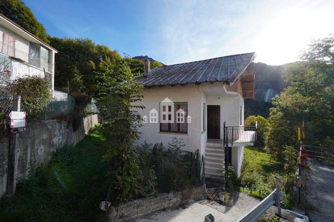 Casa indipendente in vendita a Ribordone