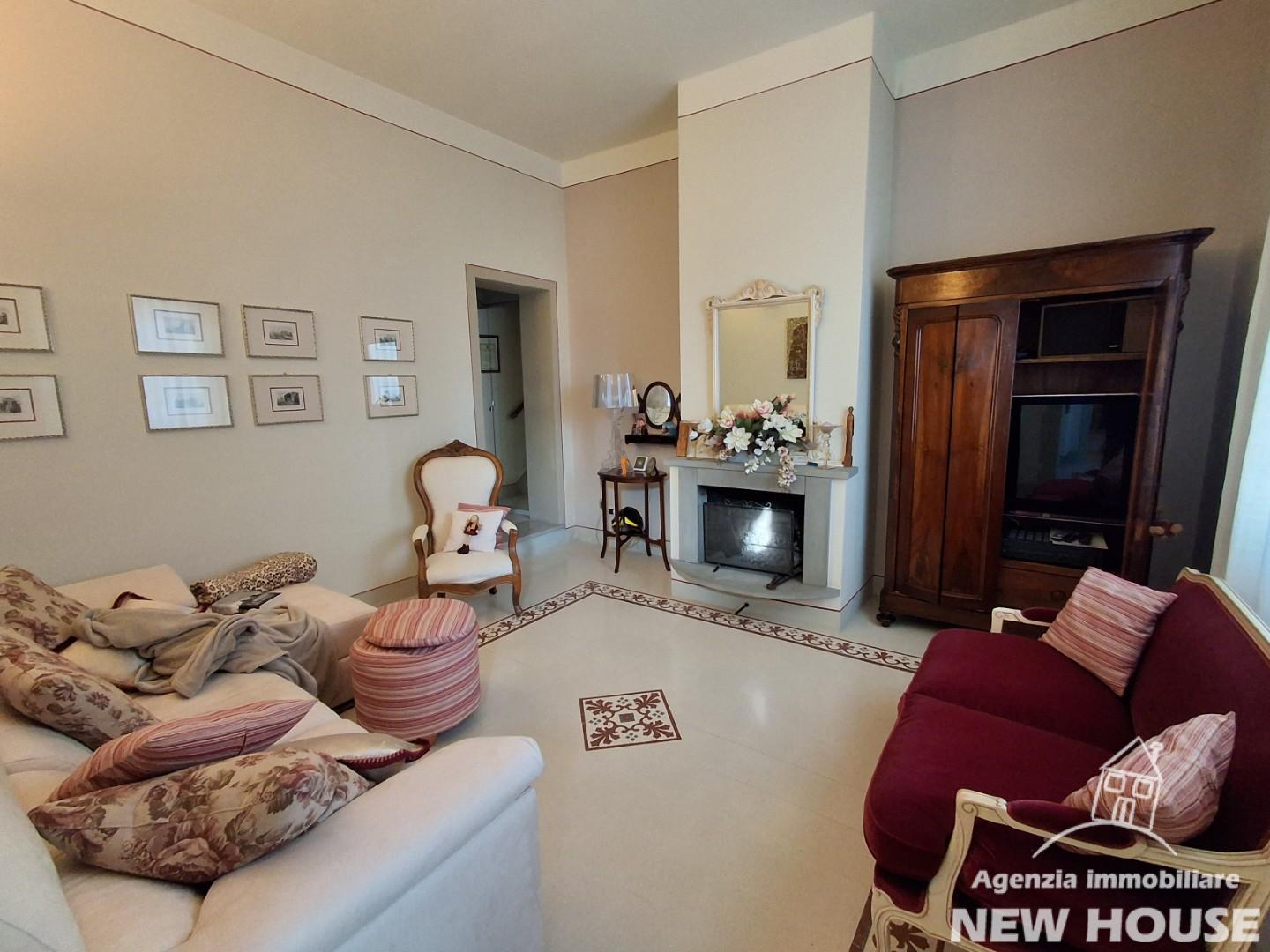 Casa indipendente con giardino, Pisa la vettola