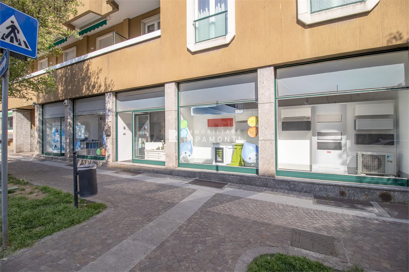 Locale commerciale in vendita, Lecco centralissimo