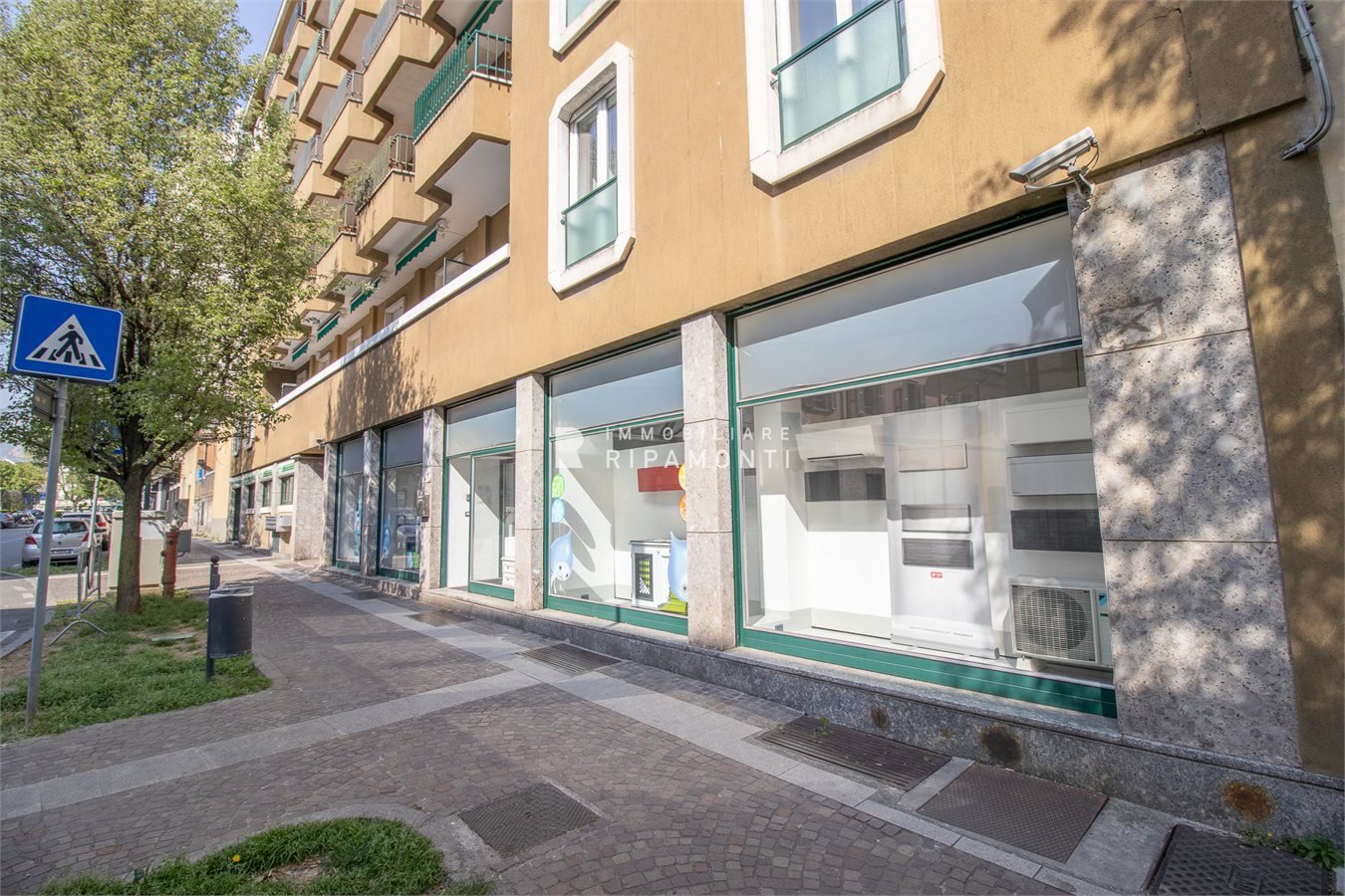 Locale commerciale in vendita, Lecco centralissimo