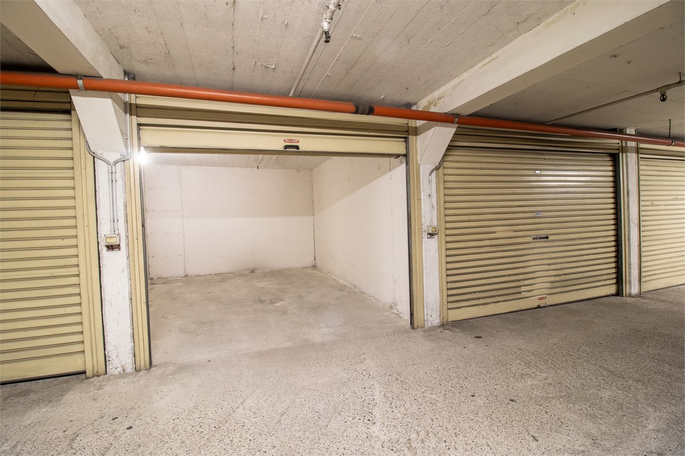Box/Garage 18mq in affitto, Lecco centralissimo