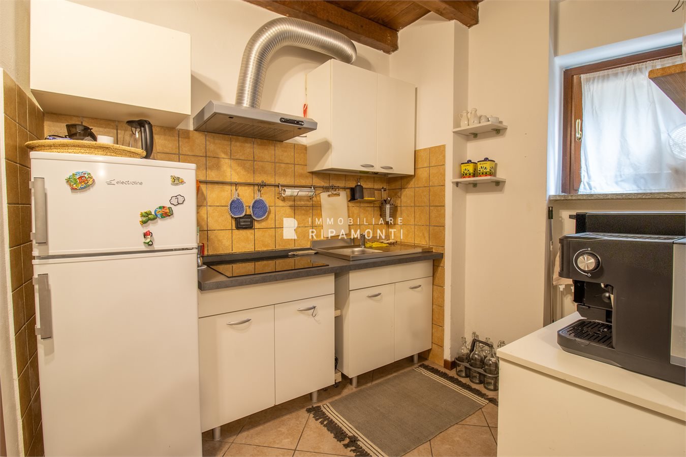 Bilocale in vendita, Colle Brianza ravellino