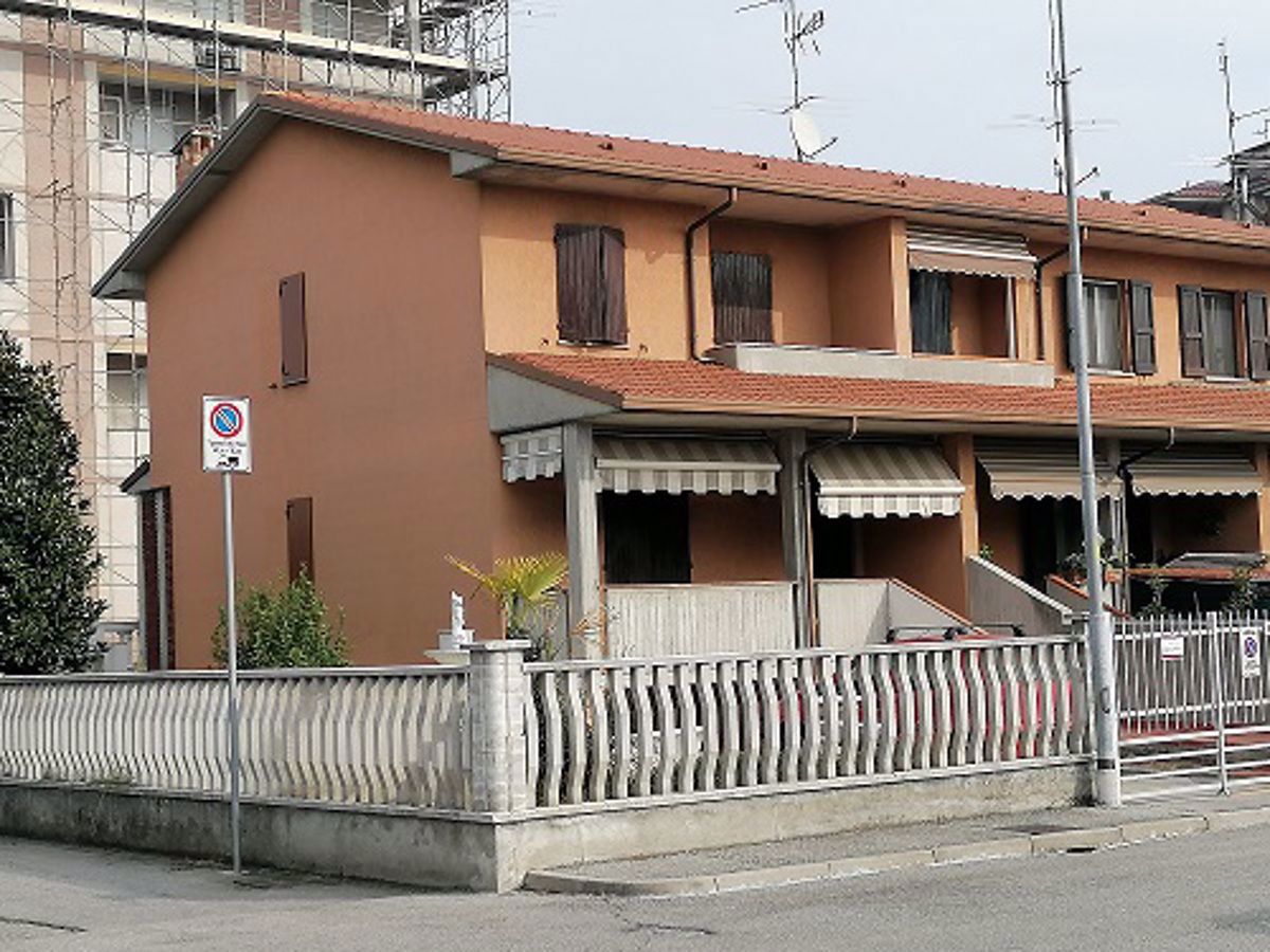 Villa arredata in affitto a Rivolta d'Adda