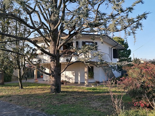 Villa Bifamiliare con giardino a Rivolta d'Adda