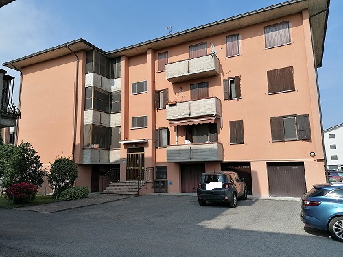 Trilocale con box a Spino d'Adda