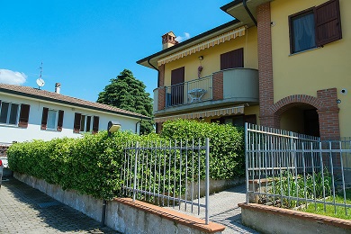 Trilocale con box a Dovera