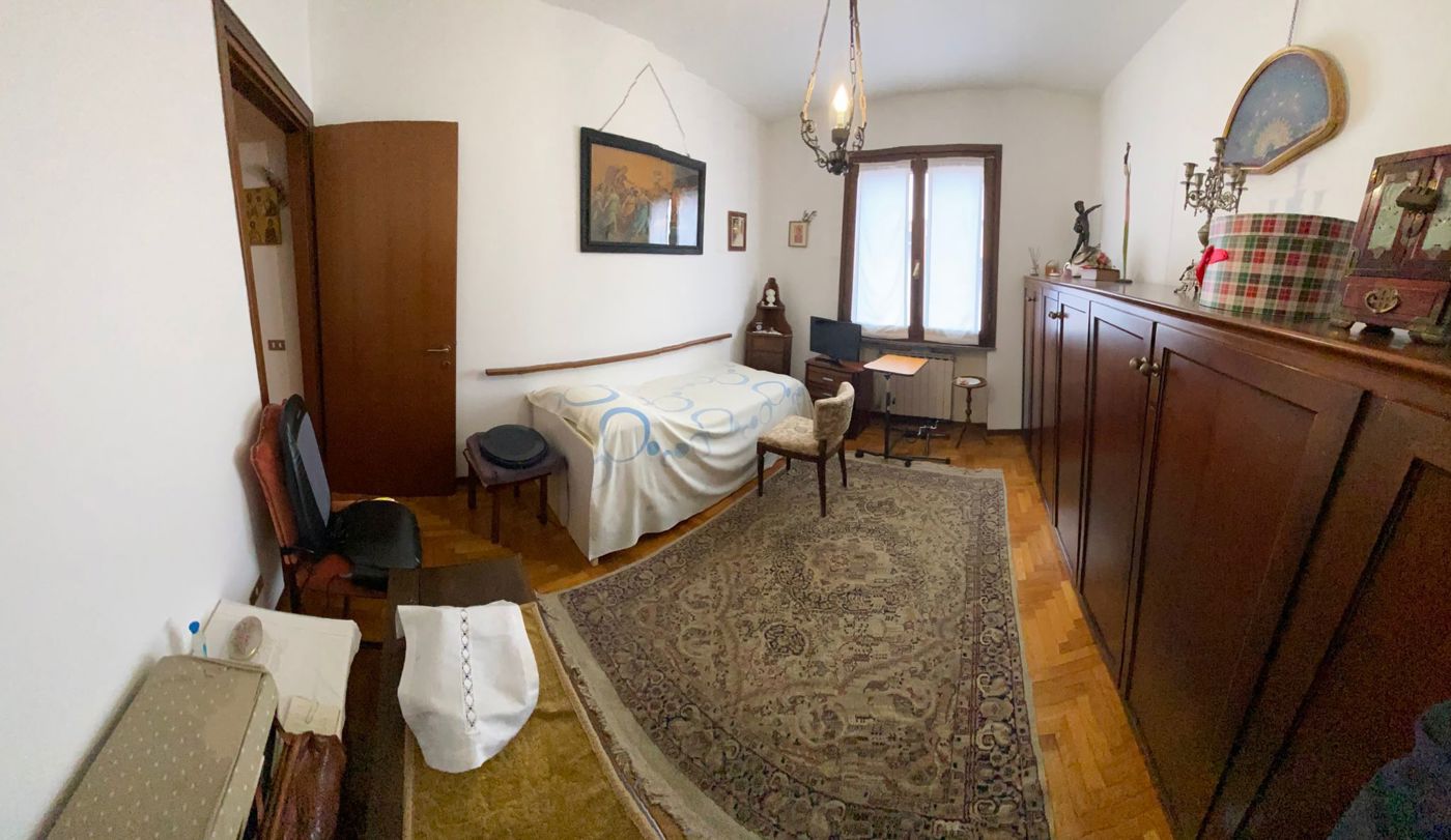 Villa con giardino a Monte Cremasco