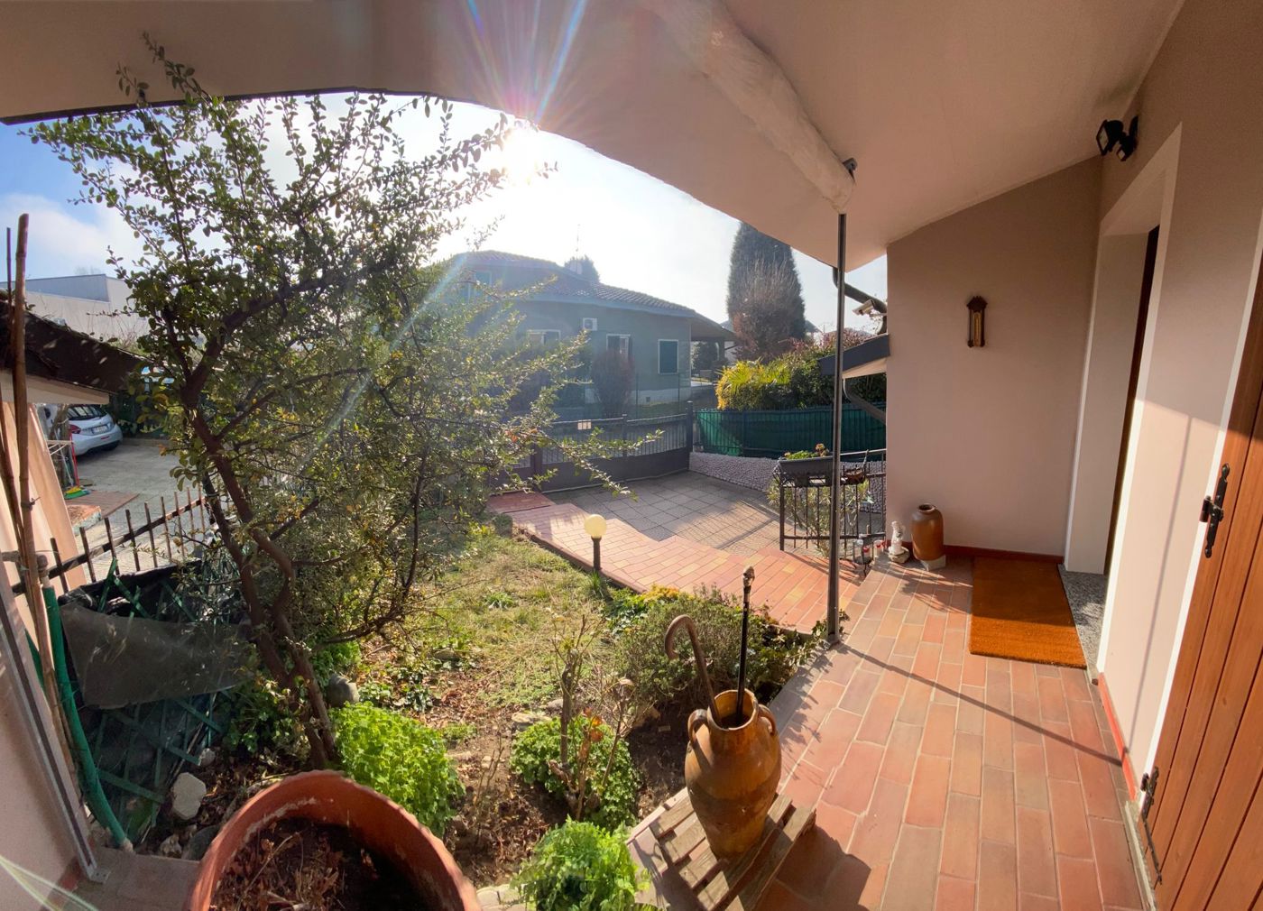 Villa con giardino a Monte Cremasco