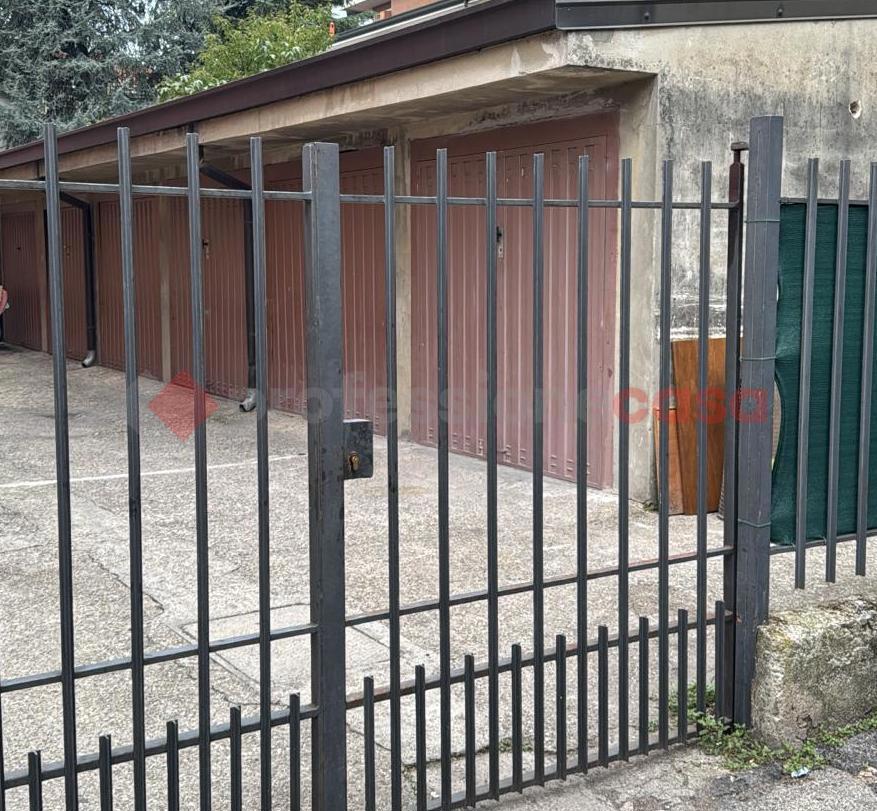 Box/Garage 12mq in vendita a Pioltello